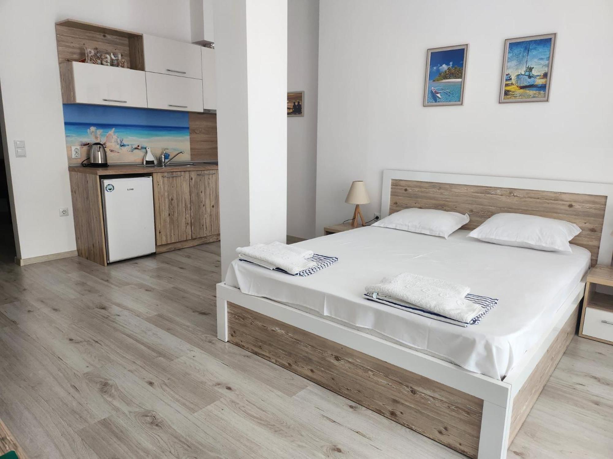 Supreme Beach Apartments Balchik Exterior photo